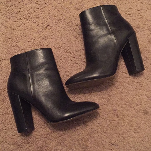 Aldo boots - Picture 1 of 4